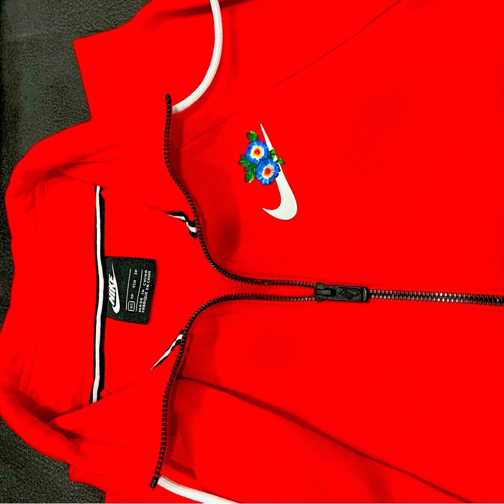 Nike floral crimson red 1/2 zip pullover sweatshirt - M